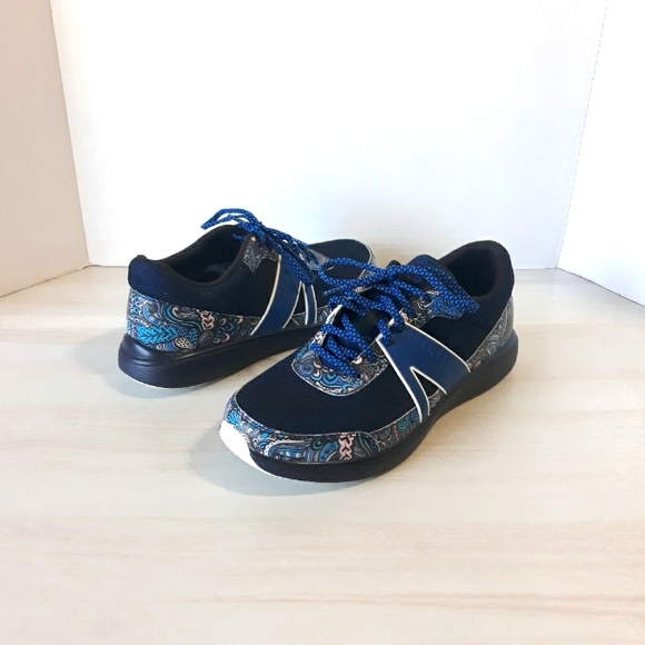 Alegria Shoes - TRAQ By Algeria Qarma Wild Child Blues SZ 7